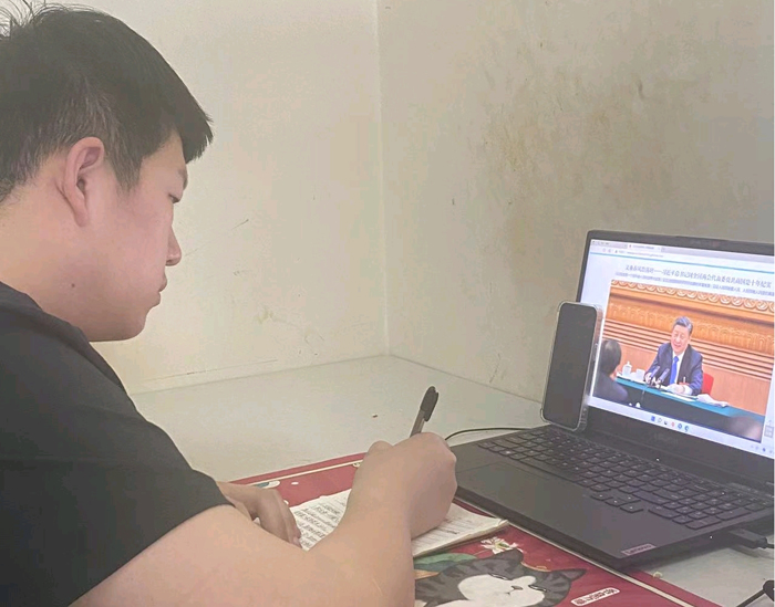 图片11.jpg 图片11.jpg