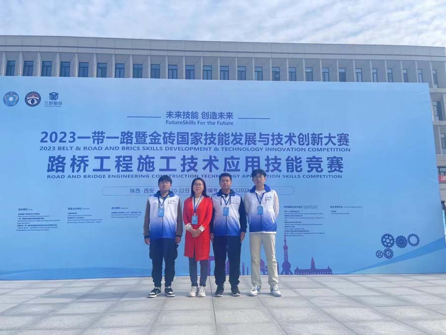 图片2.jpg 图片2.jpg