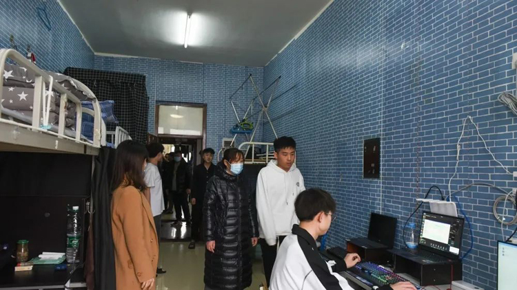 图片2.jpg 图片2.jpg