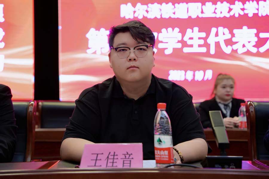 图片5.jpg 图片5.jpg