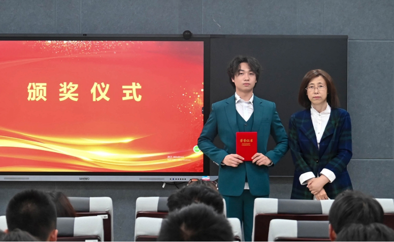 图片9.jpg 图片9.jpg
