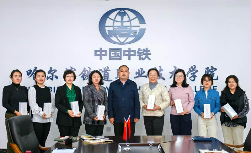 图片4.jpg 图片4.jpg