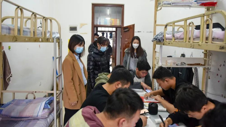 图片4.jpg 图片4.jpg